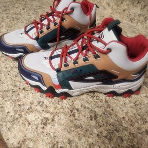 Mens Fila Shoes , Size 11